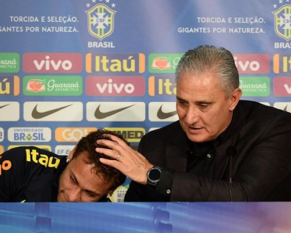 Tite sobre convocar Neymar lesionado: &quot;Perco meu emprego, mas não levo&quot;