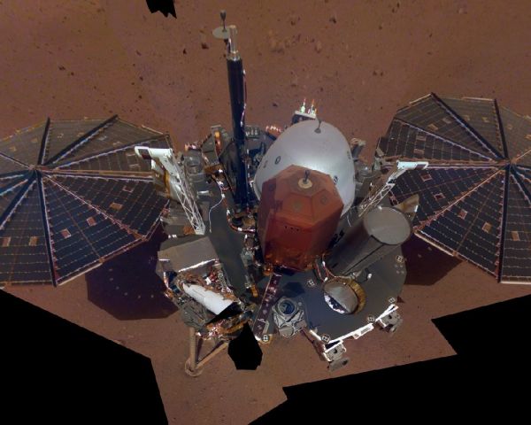 Sonda Insight Mars, da Nasa, faz a primeira selfie em Marte