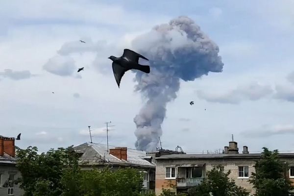 Explosão em fábrica na Rússia deixa 79 feridos