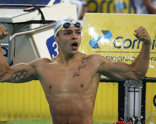 Titular da seleção, nadador Gabriel Santos é pego com substância anabólica em exame antidoping