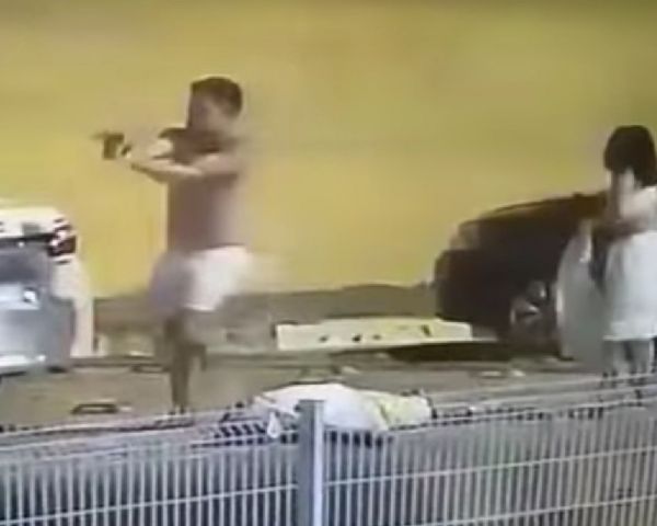 Advogado espanca policial após confusão em festa na BA e usa arma da vítima para tentar balear outro