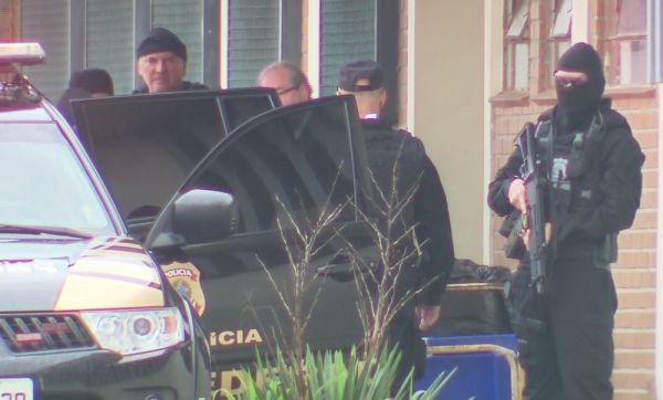Eduardo Cunha é transferido para o Rio de Janeiro depois de mais de 2 anos e meio preso no Paraná