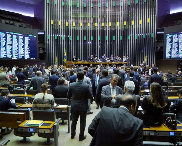 Confira como os deputados da Bahia votaram o texto-base da reforma da Previdência