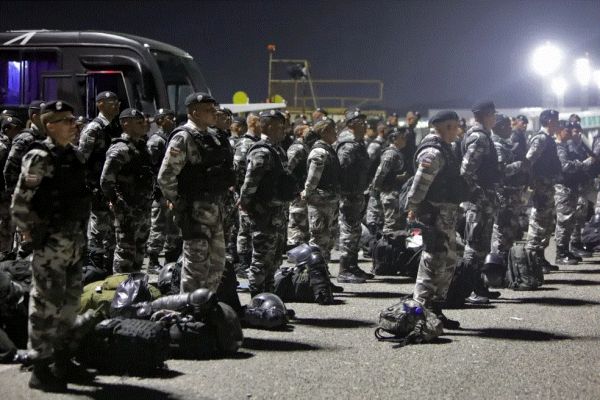 Policiais militares da Bahia são enviados a Brasília para reforçar segurança após ataques de terrori