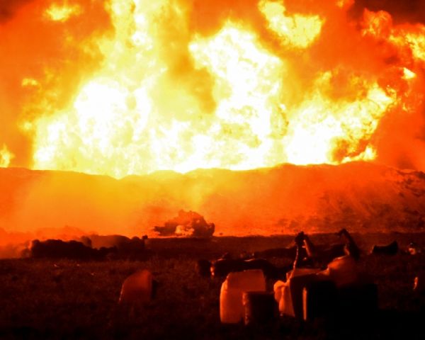 Sobe para 66 o número de mortos em explosão de oleoduto no México