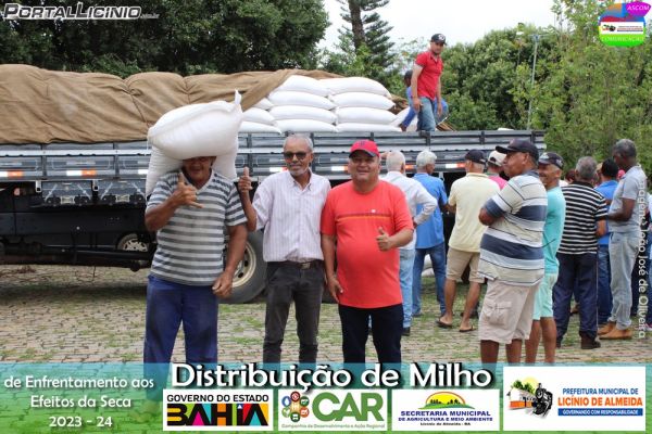 Licínio de Almeida: Prefeitura e CAR Distribuem Sacas de Milho de Enfrentamento Aos Efeitos da Seca.