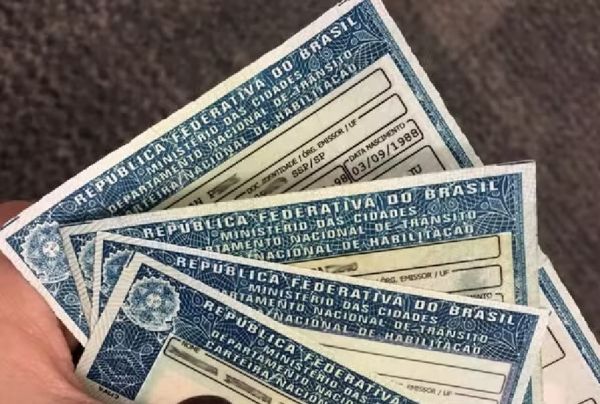 CNH sem autoescola: o que muda para tirar a carteira? Como ser&atilde;o as aulas te&oacute;ricas? Veja perguntas e