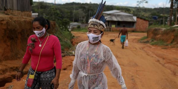 Enfermeira indígena da Amazônia ajuda na luta contra coronavírus nas horas vagas; FOTOS