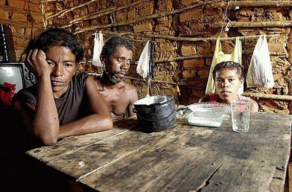 Luz amarela para fome no Brasil foi acesa&#039;, diz brasileiro de agência da ONU que venceu Nobel da Paz