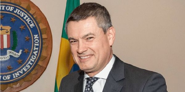 Bolsonaro exonera diretor-geral da PF, Maurício Valeixo