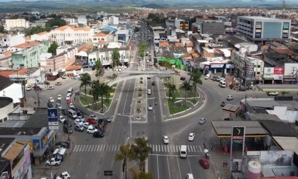 Justi&ccedil;a decreta pris&atilde;o preventiva de suspeita de gerenciar esquema de tr&aacute;fico de drogas em Feira de