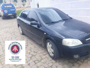 POLÍCIA MILITAR APREENDE VEÍCULO ADULTERADO EM IGAPORÃ