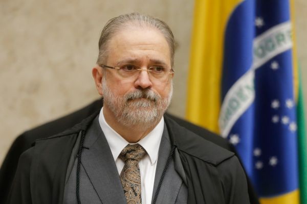 PGR diz ao STF que abriu &#039;número recorde de investigações preliminares&#039; sobre Bolsonaro