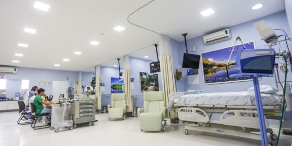 Bahia: Pacientes internados com coronavírus recebem &#039;visitas virtuais&#039; em hospital de Itabuna.