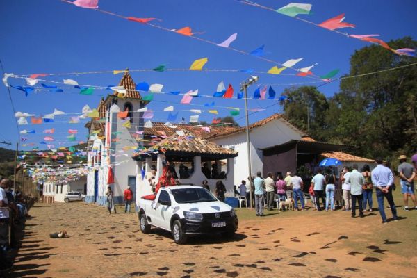 São Bartolomeu, em Ouro Preto, disputa título de melhor vila turística do mundo.