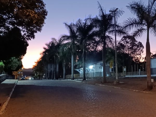 Lic&iacute;nio de Almeida est&aacute; na lista: Inmet emite alerta de perigo potencial para chuvas intensas.