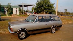 Família de Ribeirão Preto, SP, recupera Caravan 1978, xodó roubado há 23 anos na porta de casa