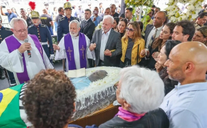 Nenhum jogador do penta ou da sele&ccedil;&atilde;o atual, foi ao vel&oacute;rio de Pel&eacute;