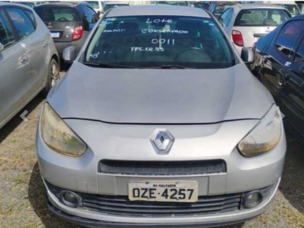 Leil&atilde;o da Transalvador re&uacute;ne ve&iacute;culos e sucatas com lances a partir de R$ 100