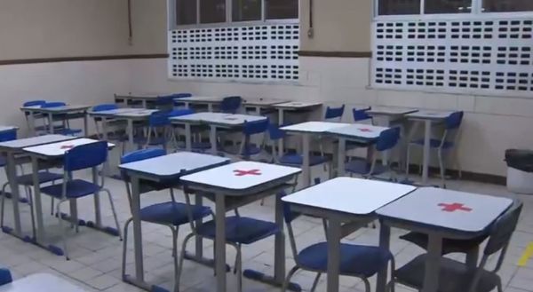 Rede estadual: aulas semipresenciais do ensino fundamental são retomadas na Bahia