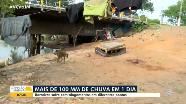 Bahia tem cinco cidades em situação de emergência por causa da forte chuva e mais de 3.500 pessoas d