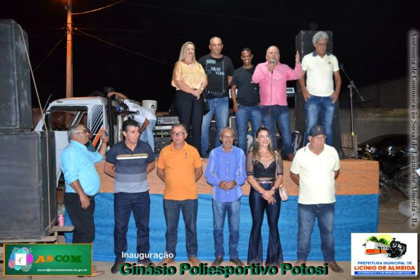 Licínio de Almeida: Quadra Poliesportiva é inaugurada no Bairro Potosi.