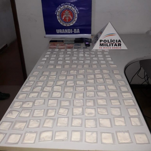 Dois homens são presos por tráfico de drogas na divisa de Minas com a Bahia