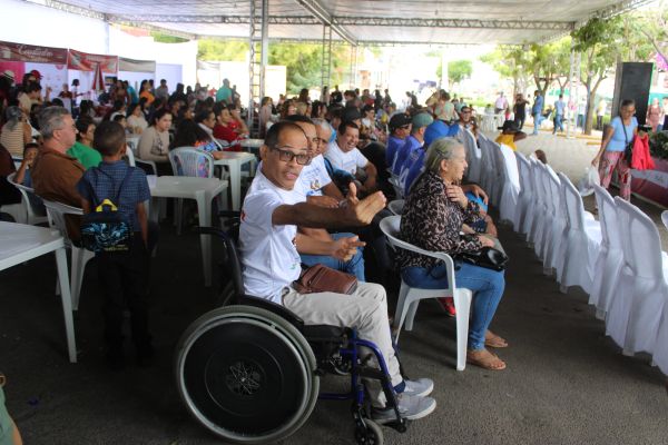 Expositores de Todo o Pa&iacute;s, Feira da Agricultura Familiar e A&ccedil;&otilde;es Sociais Movimentam a 7&ordf; Expofeira