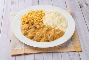 Ferro, c&aacute;lcio e estrogonofe: entenda o que &eacute; mito e realidade na absor&ccedil;&atilde;o de nutrientes