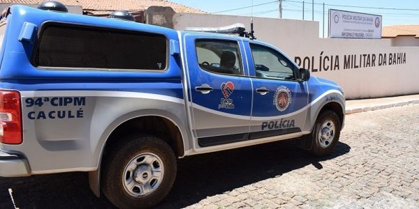 Polícia Militar prende homem que estava se masturbando na principal avenida de Caculé